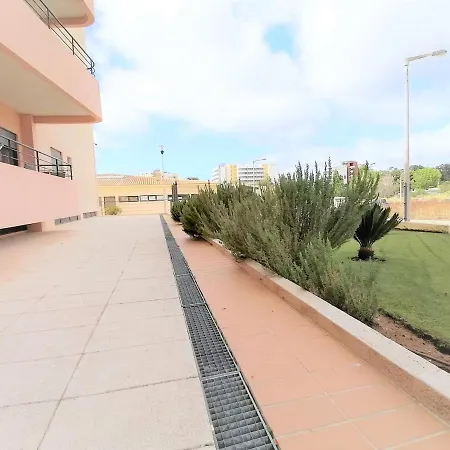 Paraiso Sol Rocha Ocean Apartment *